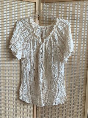 Free People Cream Button-Front Lace Textured Short Sleeve Blouse